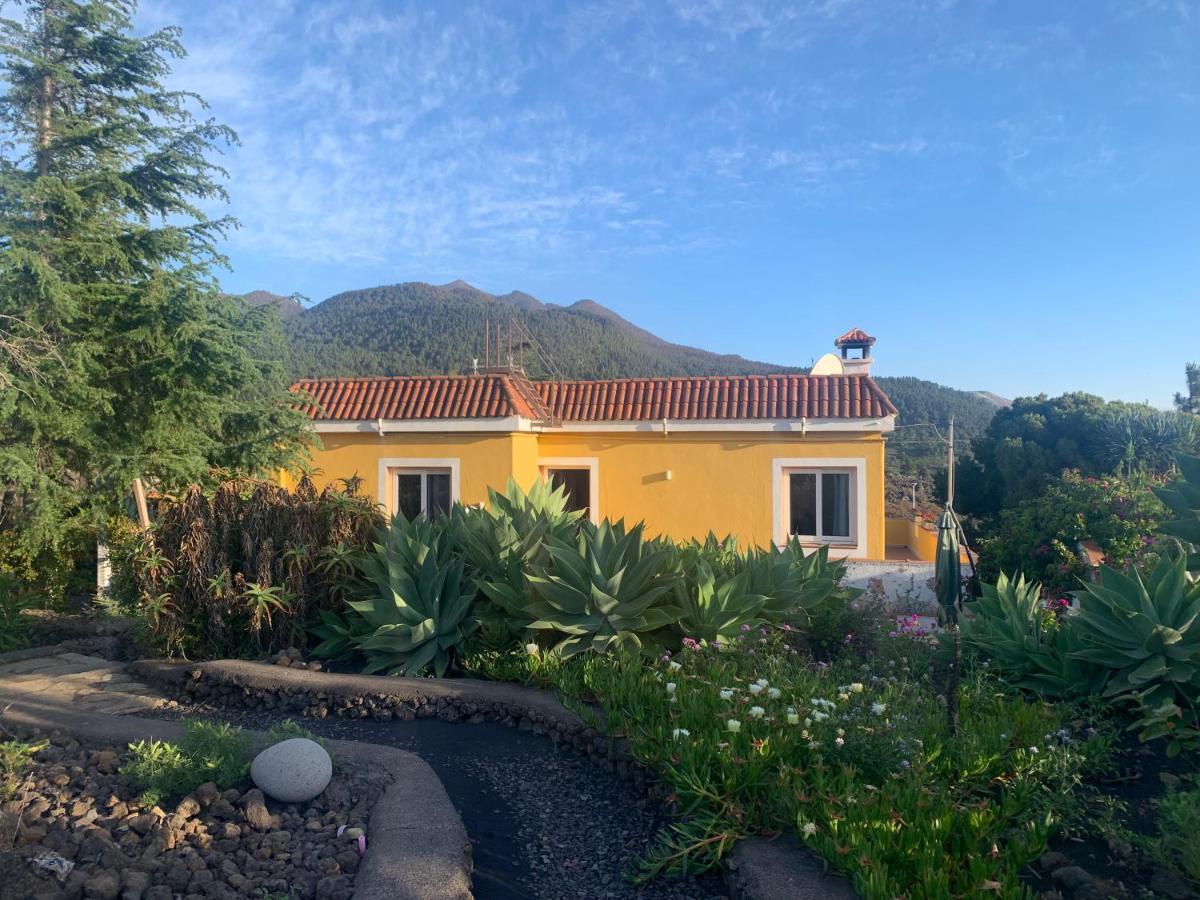 Casa Piedras Blancas With Private Garden El Paso Exterior photo